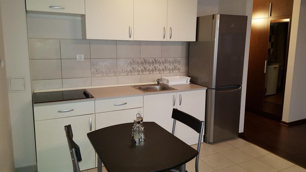 Sunlight Studio Apartment Oradea Exterior photo