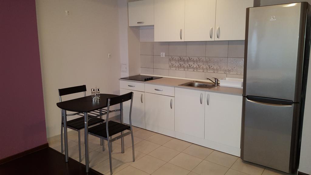 Sunlight Studio Apartment Oradea Exterior photo